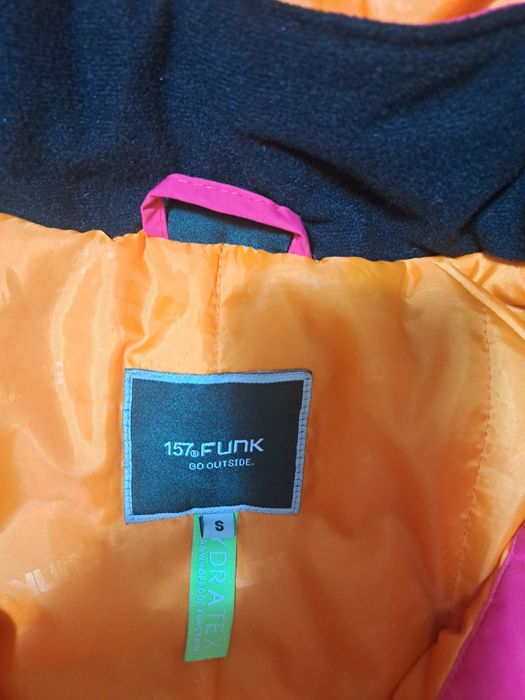 Дамско ски яке,запазено!