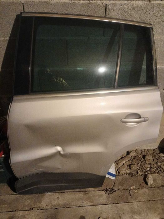 Ușa stânga spate Volskwagen Tiguan 2010