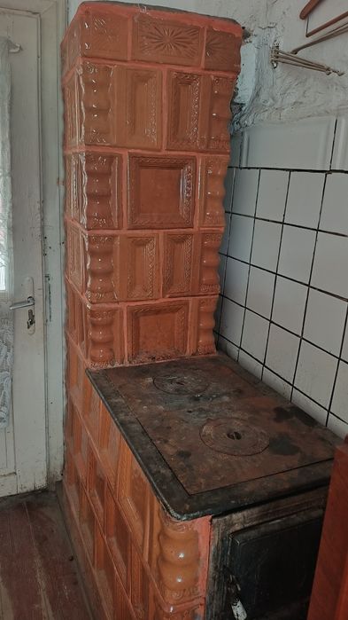 Vând două sobe de teracota