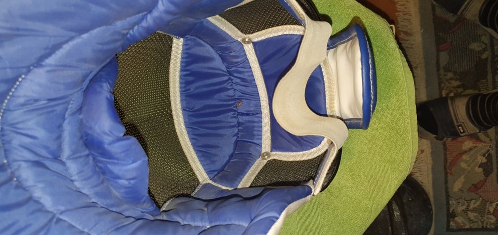 Шлем рапира ,шпага.