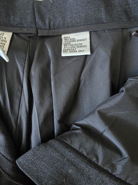 Pantaloni din lana