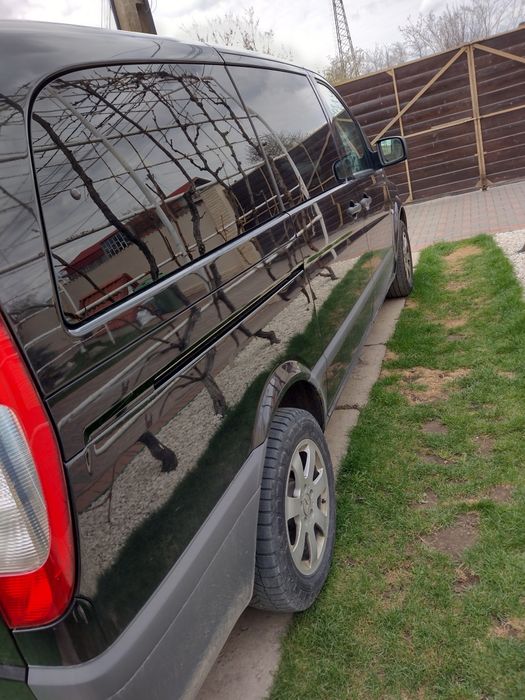 Ușa laterală Mercedes vito viano neagra și albastră