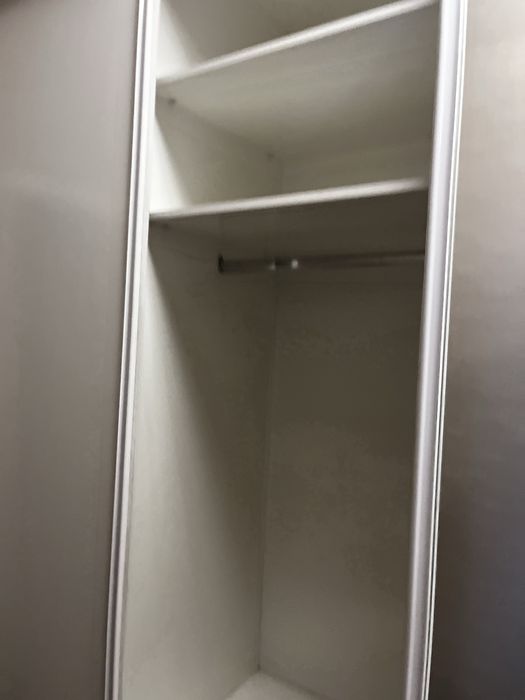 Продам прихожий шкаф