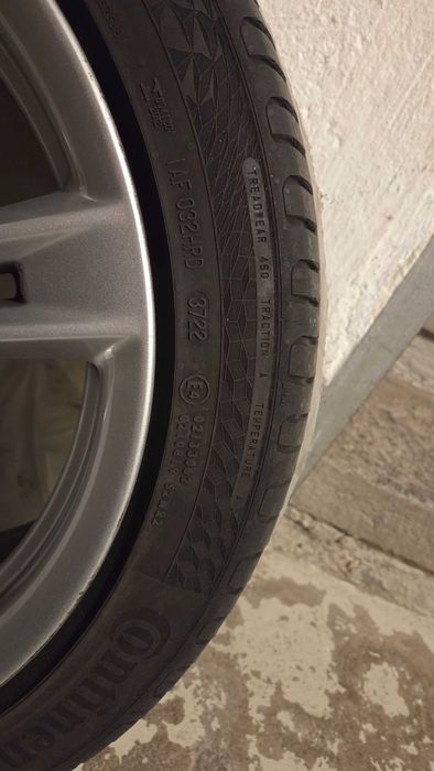 Jante originale BMW 18 inch Styling 707+pneuri vara. Unic proprietar!