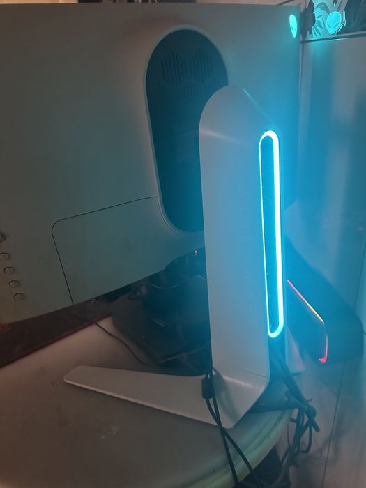 MacMini 2018 16GB+ Alienware25 + Redragon Archelon