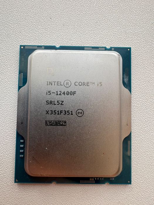 Процессор Intel Core i5-12400F