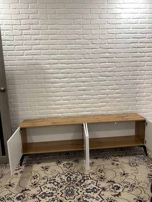 Консоль под ТВ новый