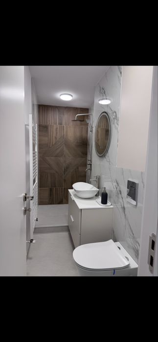 Apartament de închiriat, 3 camere,  ultra central, zona centrul vechi, complet renovat, totul nou!