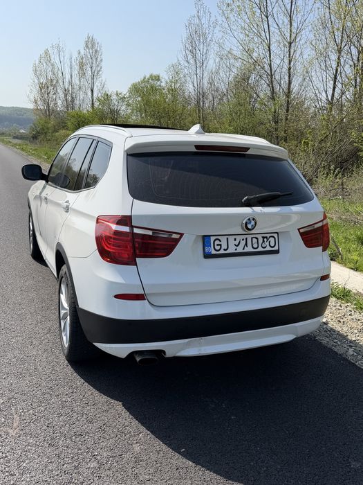 BMW X3 // 2.0 // 2011