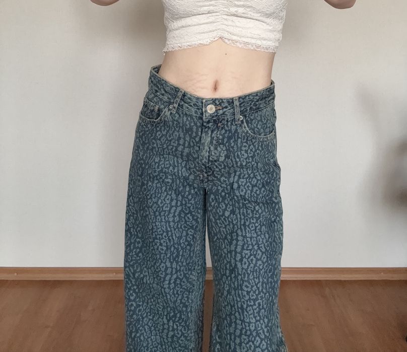 Джинсы с леопардовым принтом Pull&Bear