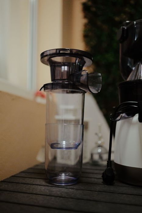 Сокоизтисквачка машина за фреш