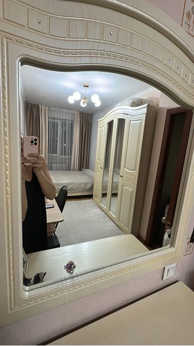 Продам спальный гарнитур дешево