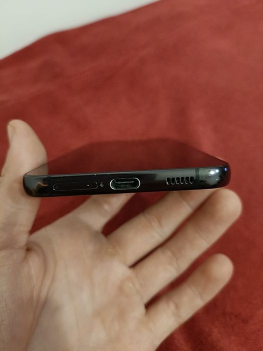 Vând sau schimb Samsung Galaxy S22plus