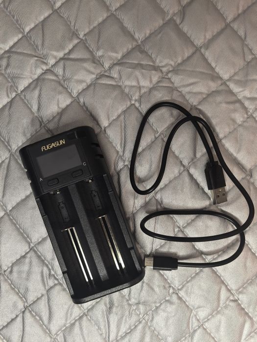 2 за 1 Зарядно за литиево-йонни батерии