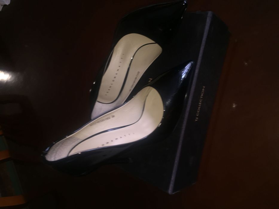 Продам Туфли новые кожа