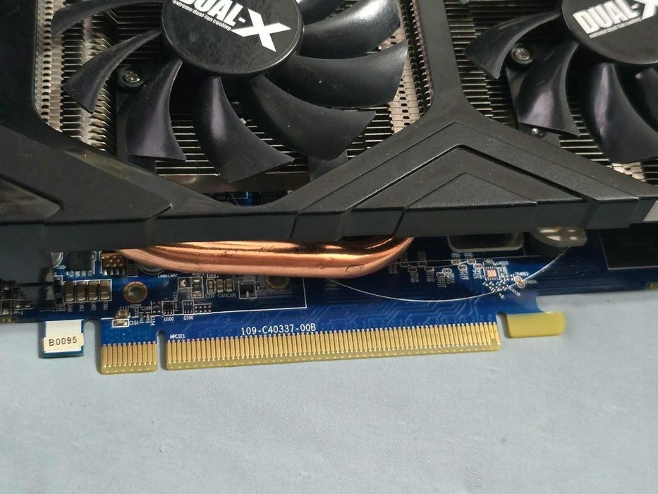 Placa video Sapphire Radeon HD 7850 Dual-X OC Edition 1GB GDDR5 256-bit