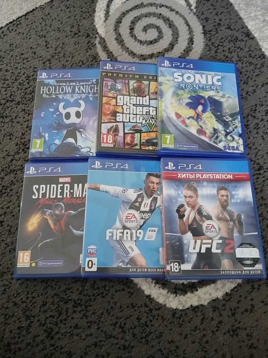 Продам Sony PlayStation 4