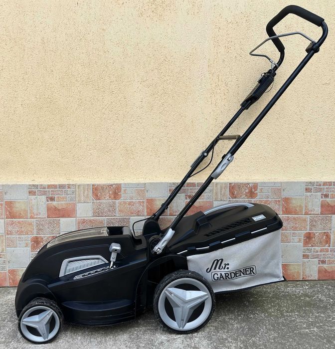 Mr. Gardener Akku 38-2 Li-S - Мощна акумулаторна косачка 40V 38см