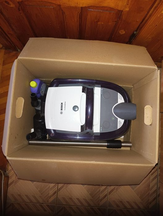 aspirator Bosch aquawash&clean serie 4