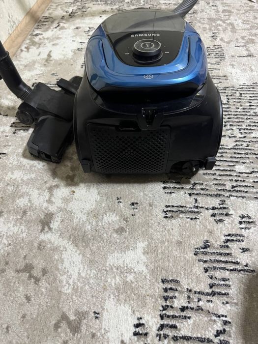 Пылесос Samsung рабочий