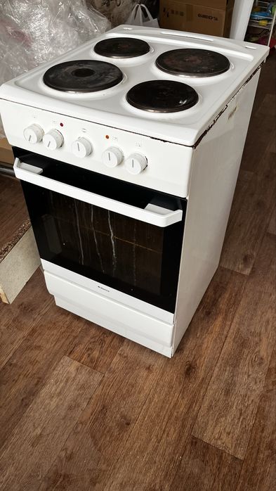 Продам электрическую плиту