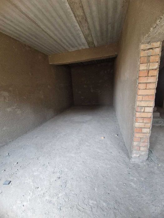 Samarqand shahri, Chayniyda Town House sotiladi