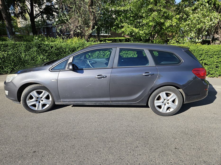 OPEL Astra 2011 — imagine 3