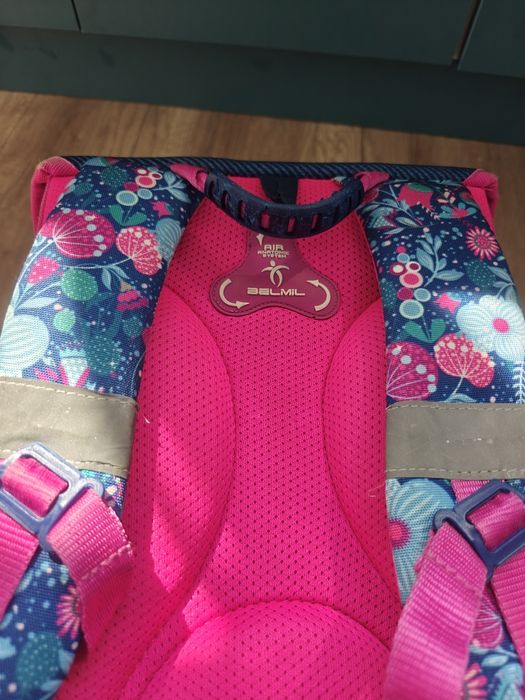 Ергономична ученическа раница Belmil с твърдо дъно