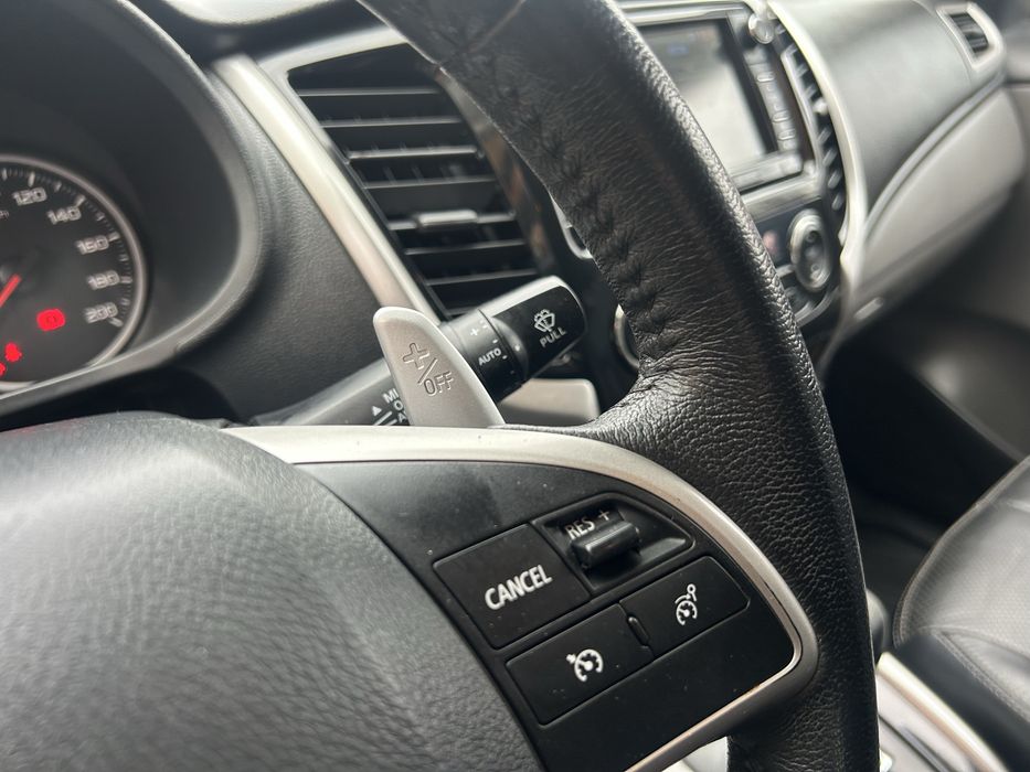 Mitsubishi L200,2015 Automata,Piele,Padele