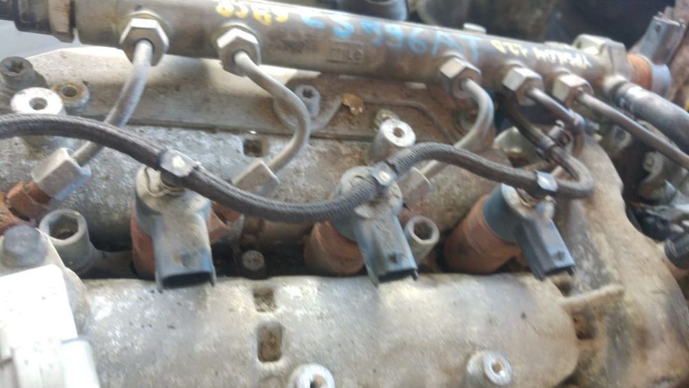 Injector 1.3 d fiat punto 0445110083
