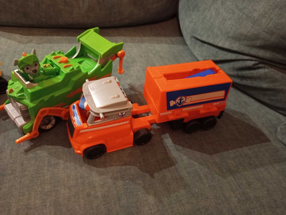 Камион на paw patrol