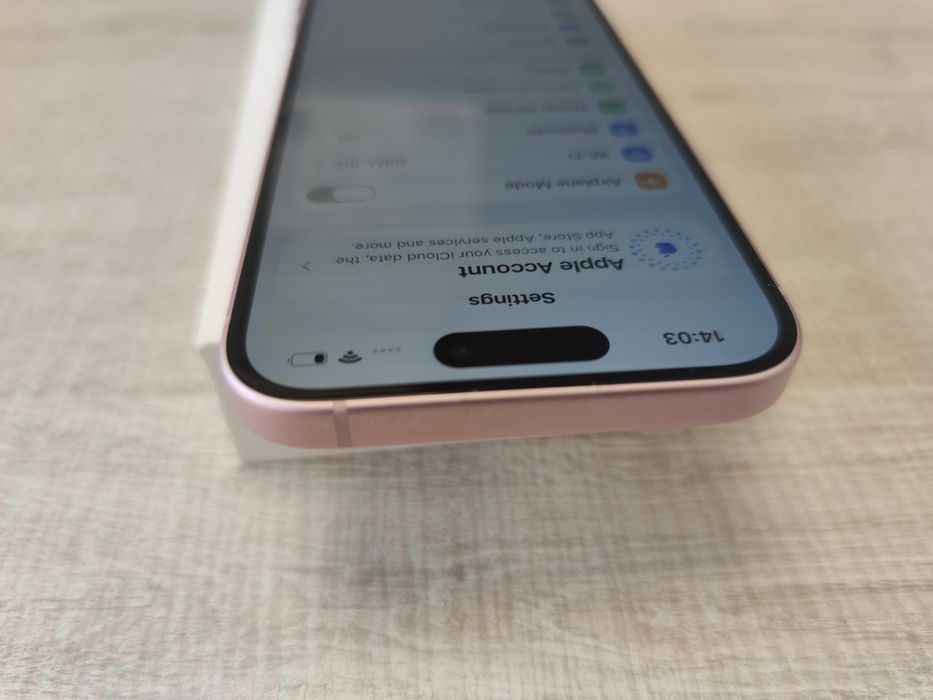Apple iPhone 15 128GB Pink Като нов!