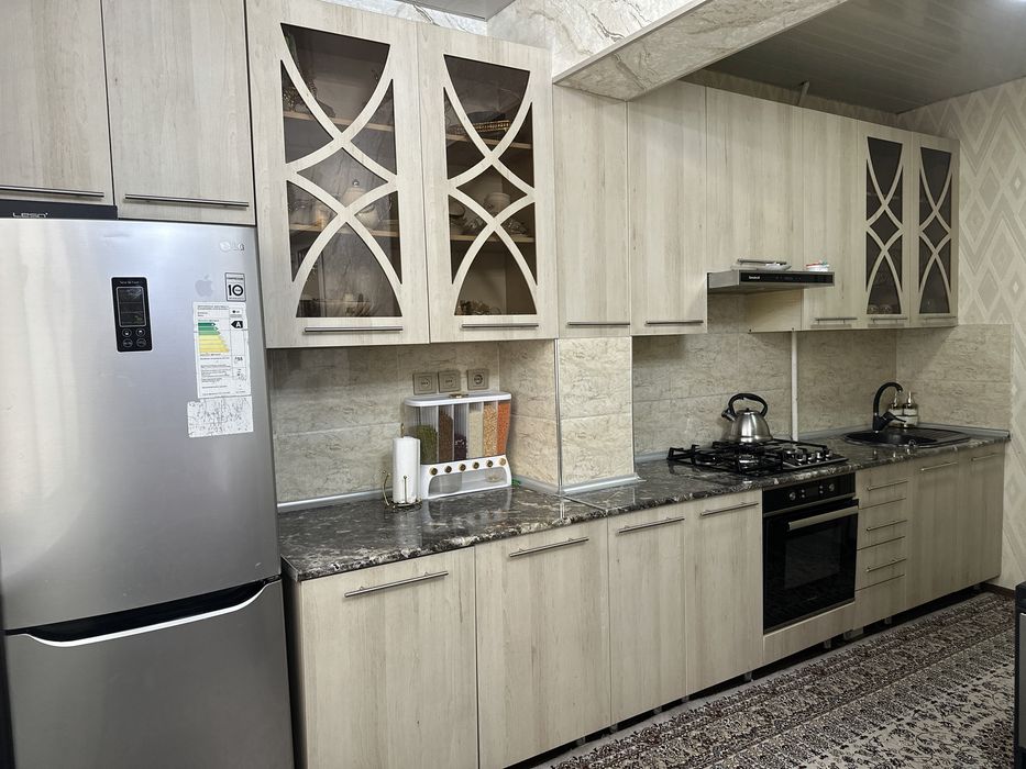 Юнусобод 14 3/5/5 продаю свою квартиру