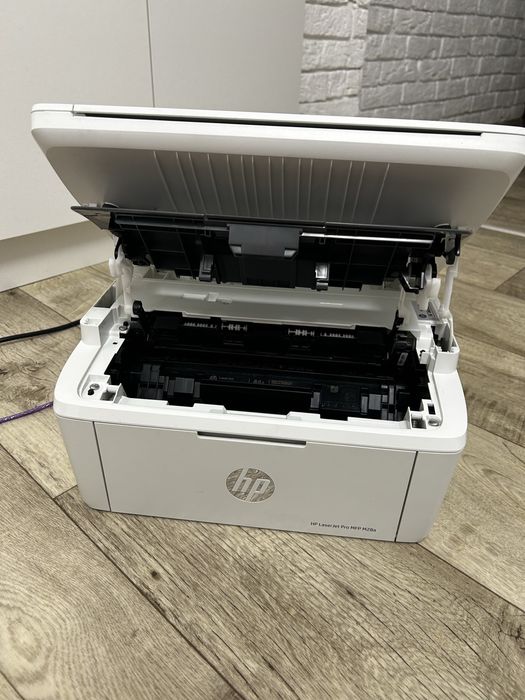 продаю принтер МФУ HP LaserJet Pro M28a