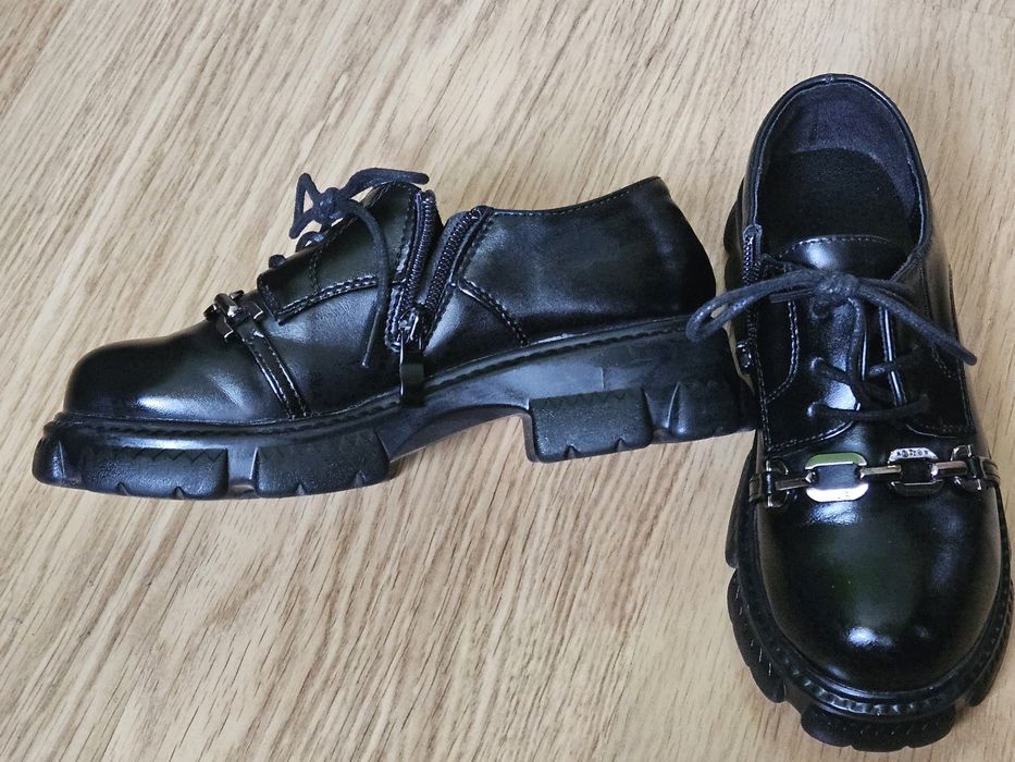 Туфли девочковые