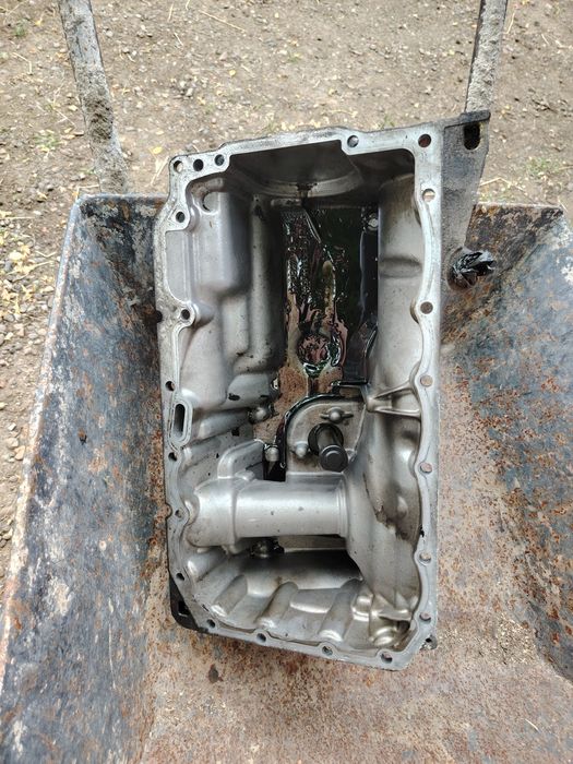 Baie de ulei Xdrive motor N47D20C, cu tot cu senzor, număr wapp +393272235043