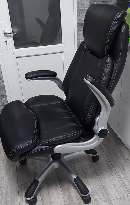 scaun directorial (de birou)