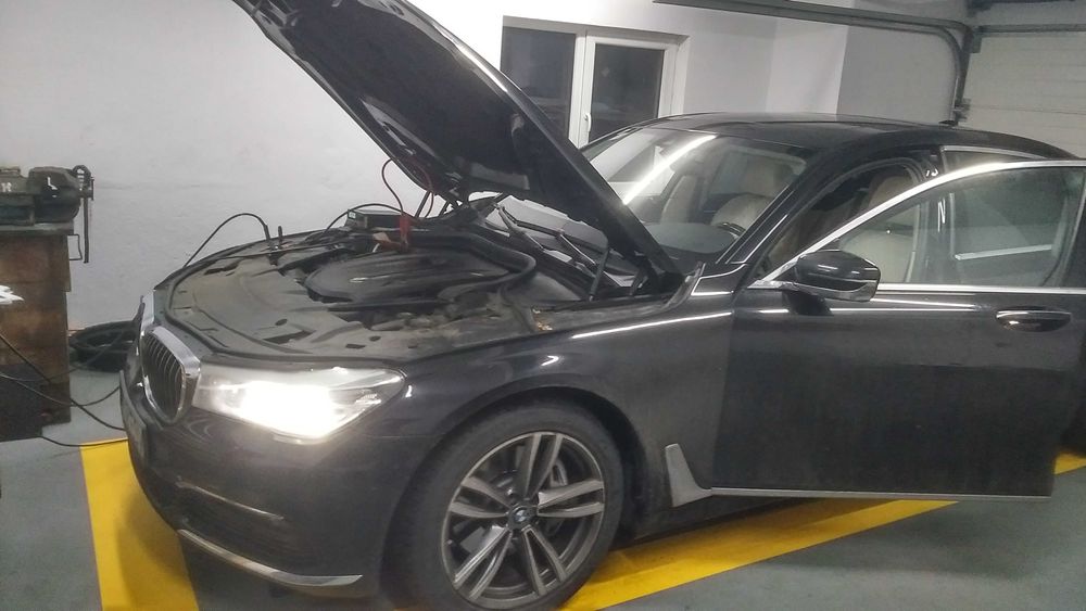Activare BMW Gxx SLI Speed limit info Citire semne circulatie BMW X3 X4 G01 G02 G08 G30 G31 G32 G38 F90 G11 G12 Rollce Royce Kafas4 generatia 1