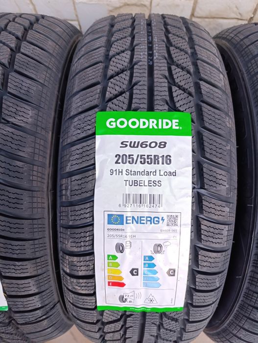 Зимни гуми Goodride 205/55/16 dot 2925,БОРД