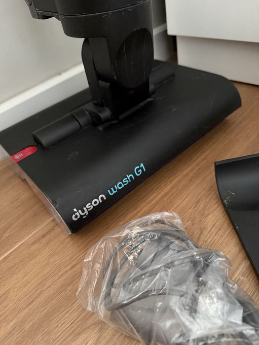 Моющий пылесос Dyson Wash G1