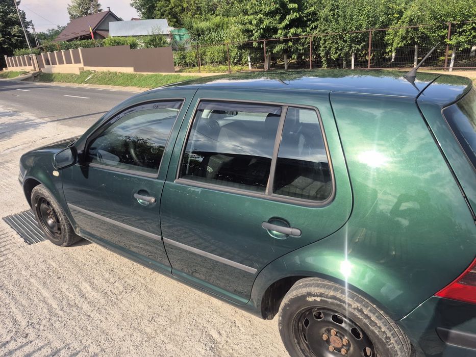 VOLKSWAGEN Golf 2000 — imagine 2