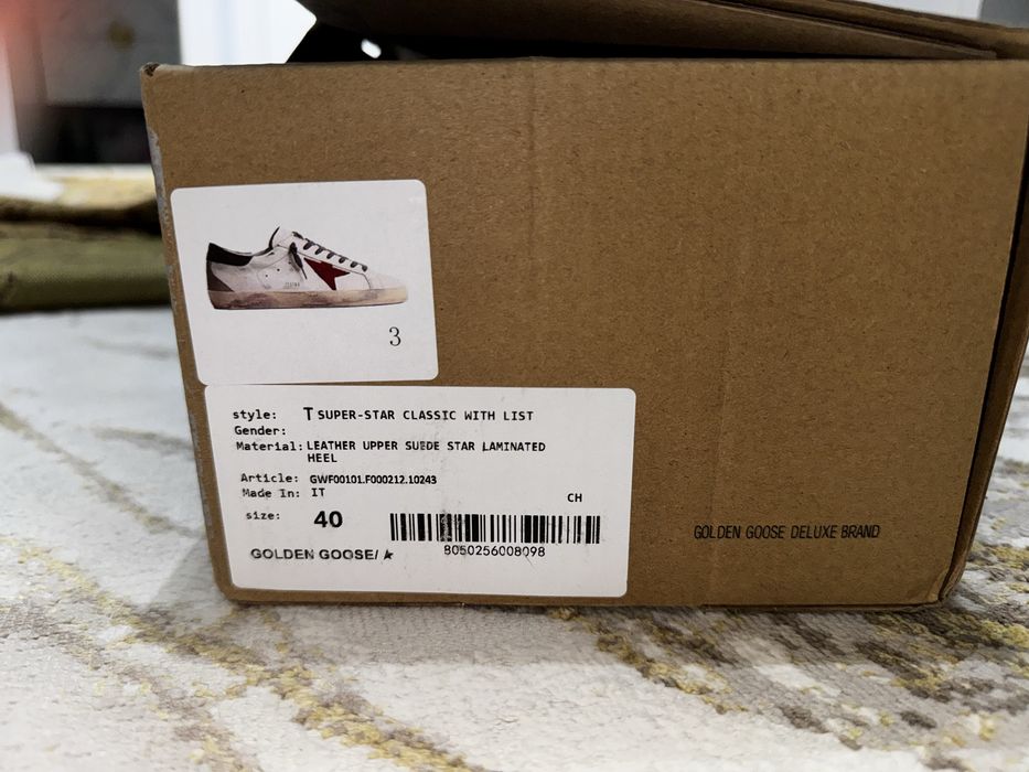 Крассовки Golden Goose Superstar