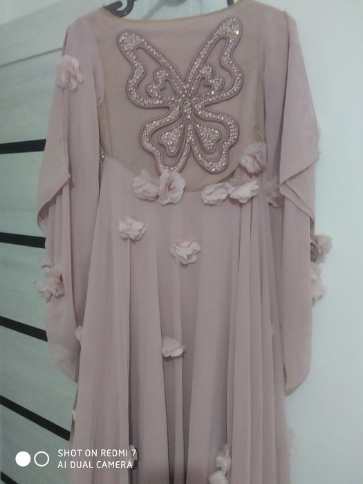 Ayollar uchun kelinlik liboslari festivali  top dizayn