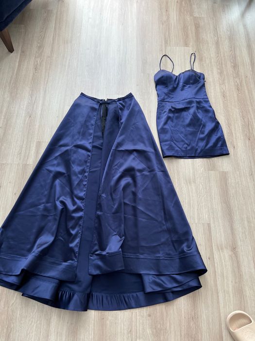 Шикарное вечернее платье из шелка синее . Новое