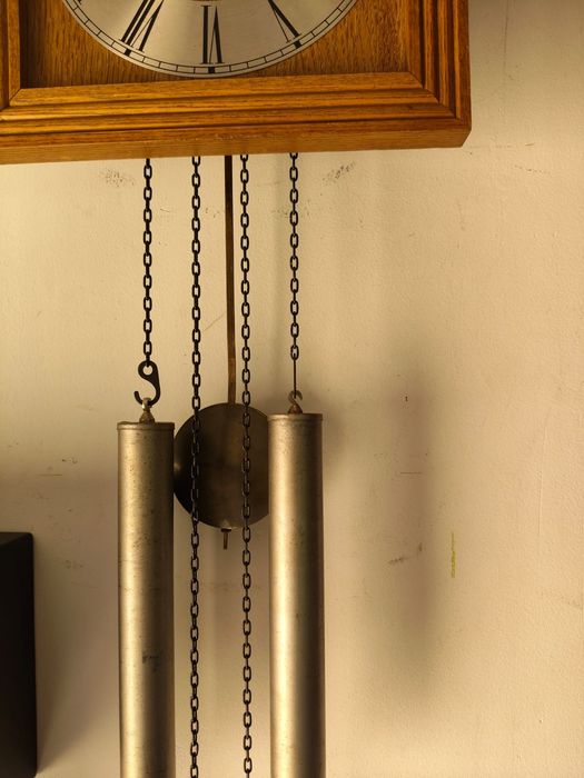 Ceas antic cu pendul