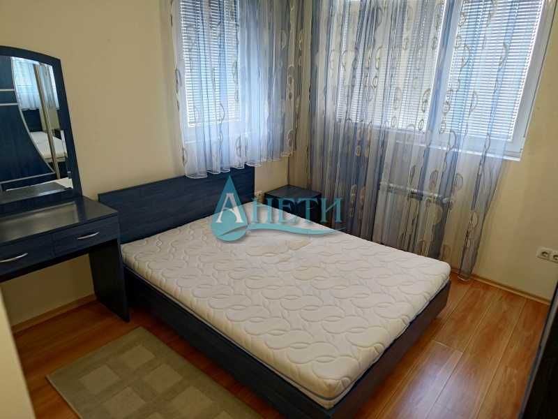 Дава се под наем Тристаен апартамент в София, Гео Милев - 111 кв.м за 797.64 € - Снимка #8