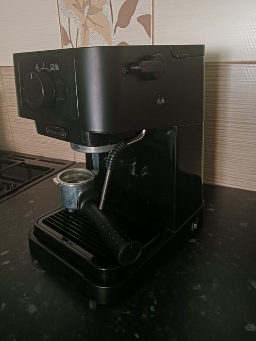 Vând Aparat de Cafea Delonghi