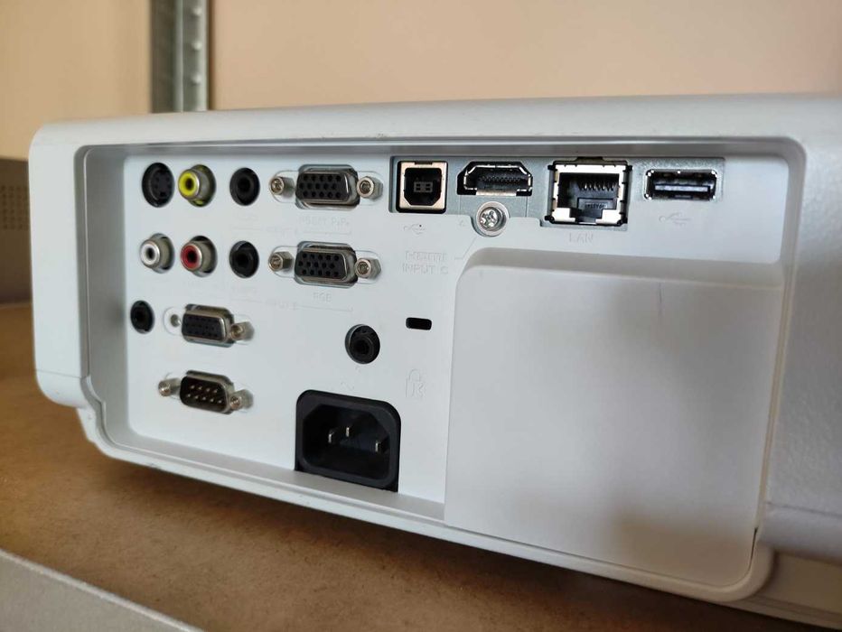 Проектор SONY VPL-EW226, WXGA 1280 x 800 Native