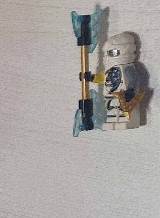 Минифигурка LEGO Ninjago — Зейн (Zane)