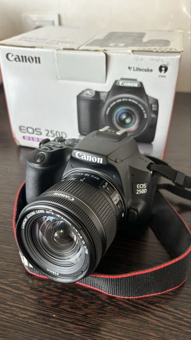 Срочно продам камеру Canon